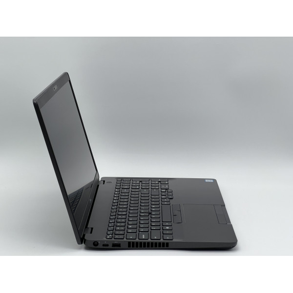 Ноутбук Dell Latitude 5500, i5-8265U, 16 GB, 240 GB, Intel UHD 620, 1920x1080, IPS  БУ