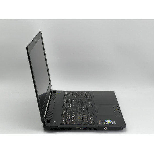 Ноутбук Schenker P651RP6-G, i7-6700HQ, 16 GB, 480 GB, NVIDIA GeForce GTX 1060, 1920x1080, IPS  БУ