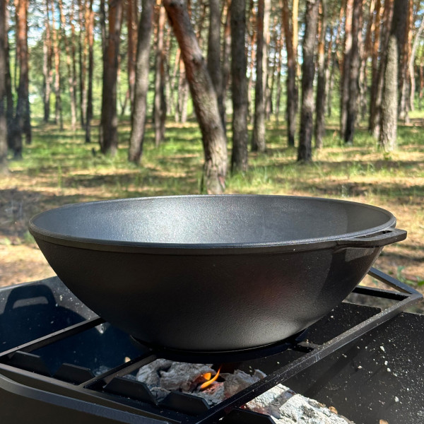 Сковорода WOK-08 чавунна з кришкою 8л