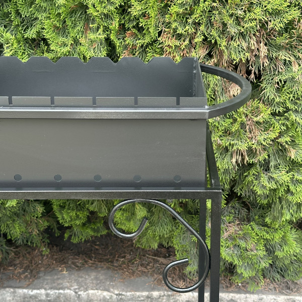 Мангал Mzavod Гефест на 15 шампурів 3мм на дровниці