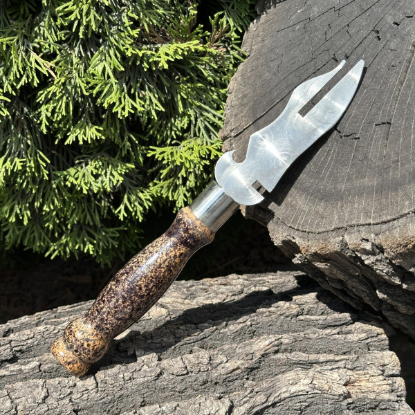 Вилка Mzavod з дерев'яною ручкою для зняття м'яса 280х3мм мармурова