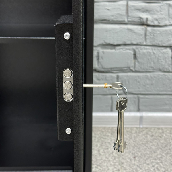 Офісний сейф СБЕ-720 чорний