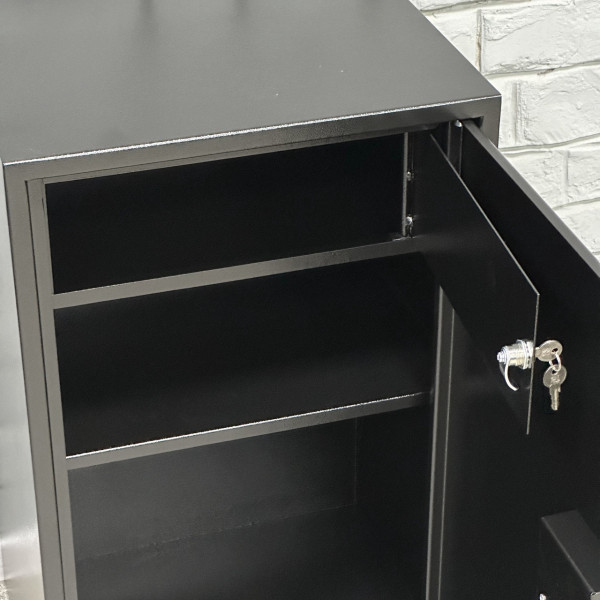 Офісний сейф СБЕ-720 чорний