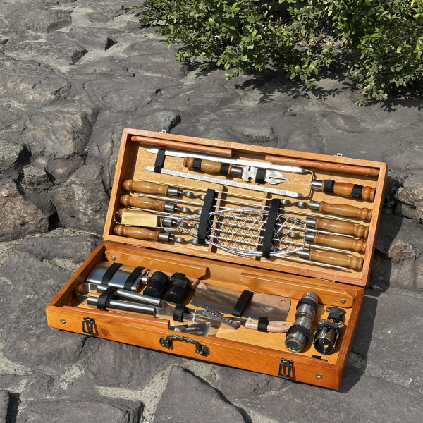 Подарунковий набір Mzavod Майстер Гриль кейс-столик світлий