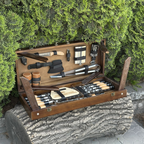 Подарунковий набір Mzavod Отаман кейс-столик темний