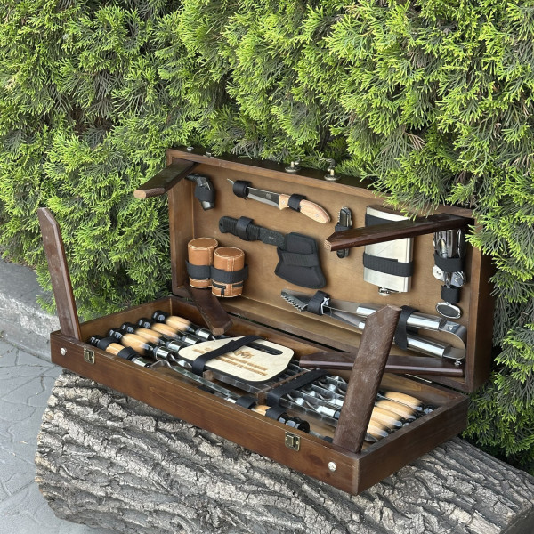 Подарунковий набір Mzavod Отаман кейс-столик темний