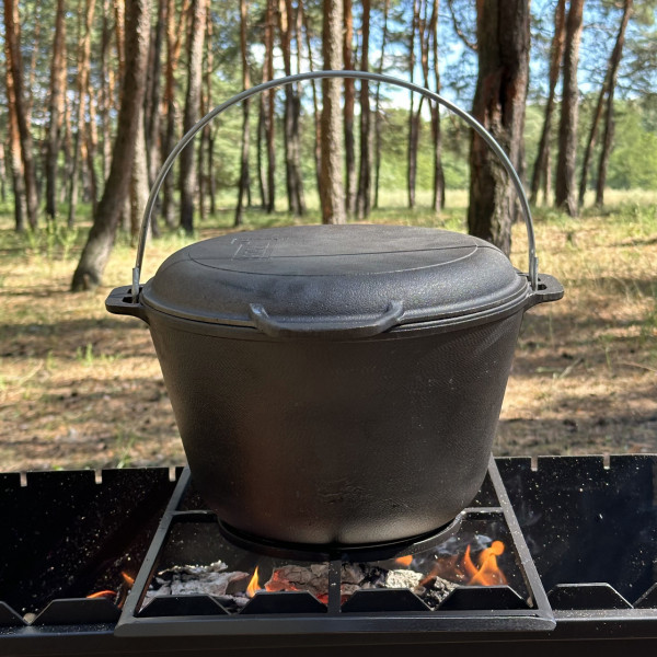 Казан туристичний КТ-08КС чавунний з кришкою-сковородою 8л