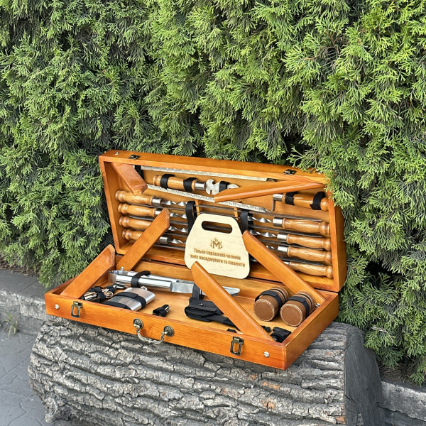 Подарунковий набір Mzavod Отаман кейс-столик світлий