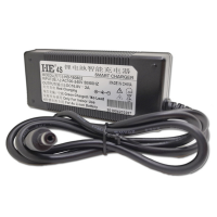 Зарядний пристрій HB для Li-Ion акумуляторів 16.8V 2A, штекер 5,5*2.1, з індикацією, BOX Код: 398230-09