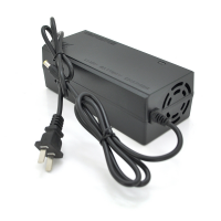 Зарядное устройство Jinyi для аккумуляторов LiFePo4 12V(14,6V),4S,5A,штекер 5,5,с индикацией,BOX Код: 398207-09